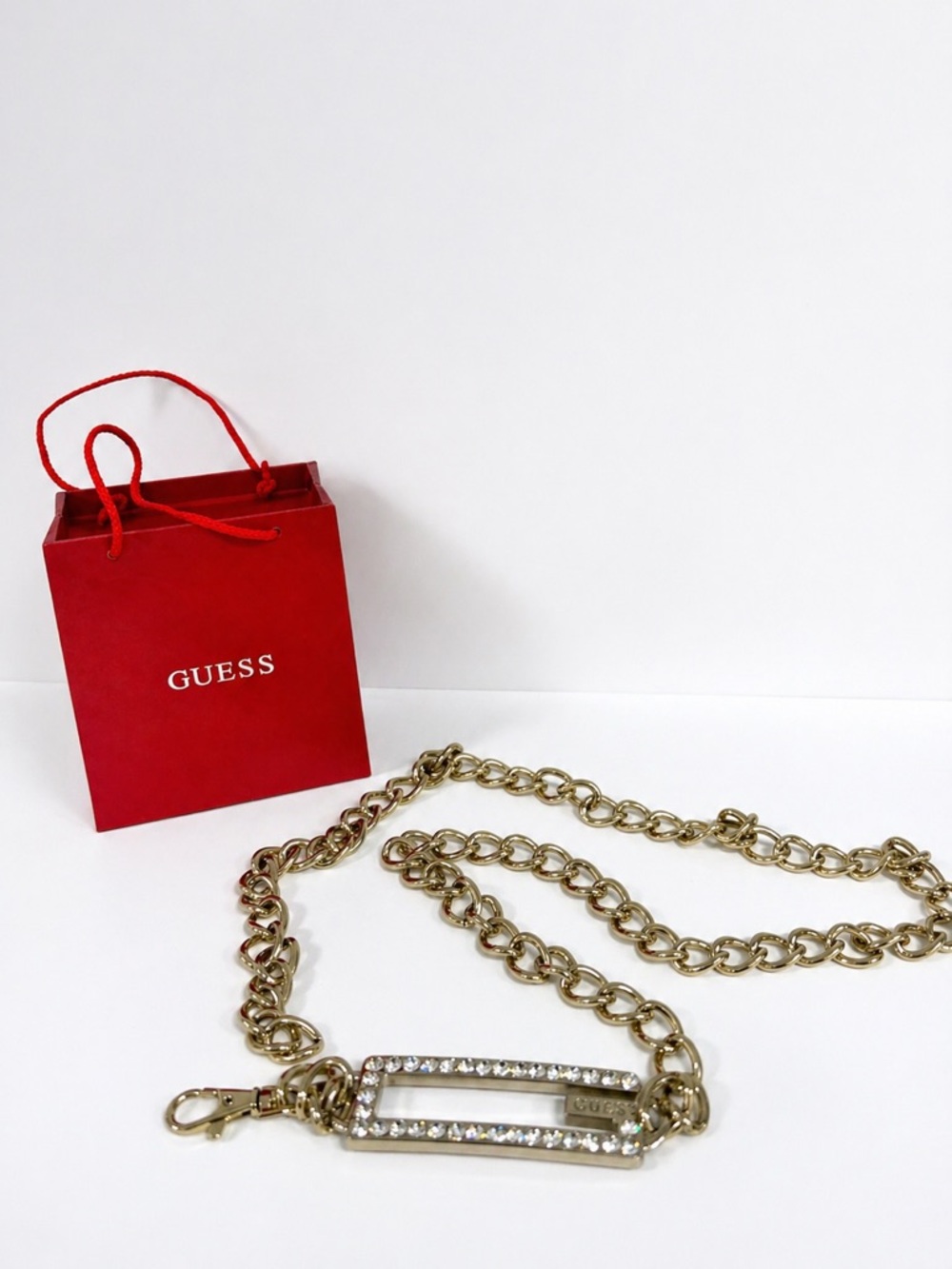 GUESS Gold Chain Belt Rhinestone Buckle Red Box Statement Waist Belt Glam Y2K